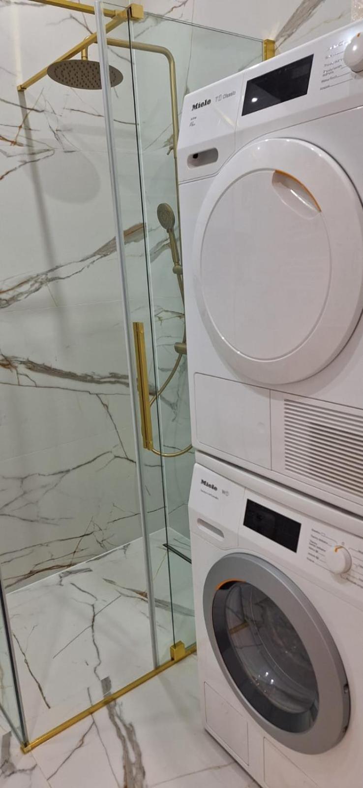 Msc Apartments Chorzow Centrum Luaran gambar